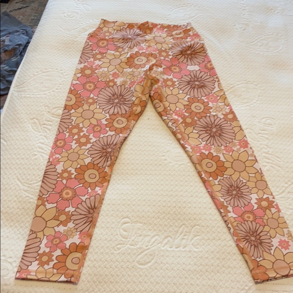 Kavala collective leggings
